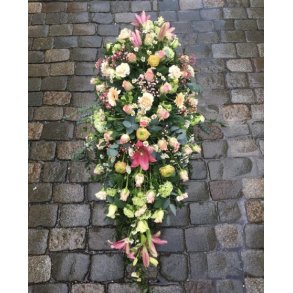 Kistedekorasjon, lys og lett